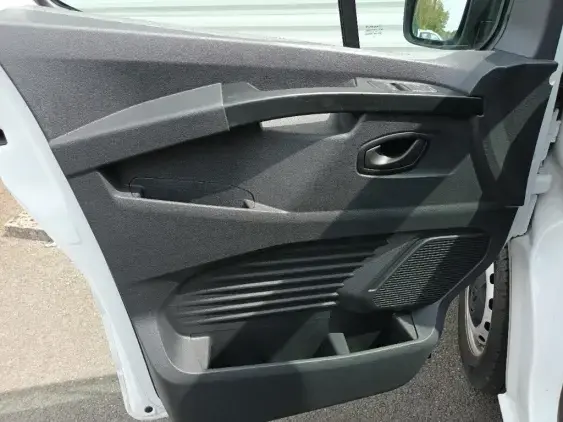 RENAULT TRAFIC FG III - voiture d'occasion - Photo 15