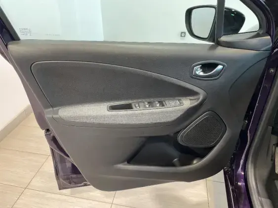 RENAULT ZOE - voiture d'occasion - Photo 17