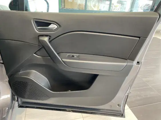 RENAULT CAPTUR II - voiture d'occasion - Photo 19