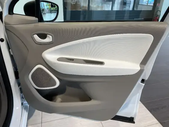 RENAULT ZOE - voiture d'occasion - Photo 16