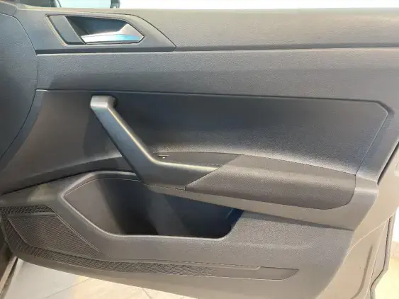 VOLKSWAGEN POLO VI - voiture d'occasion - Photo 19