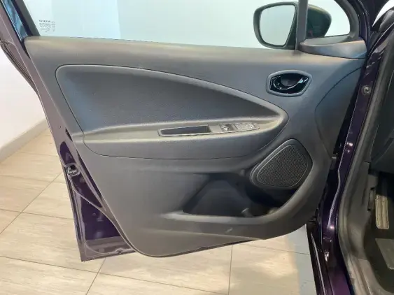 RENAULT ZOE - voiture d'occasion - Photo 16