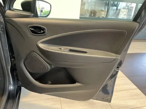 RENAULT ZOE - voiture d'occasion - Photo 17