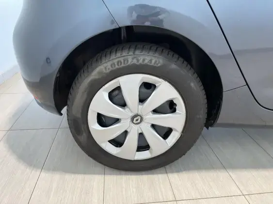 RENAULT ZOE - voiture d'occasion - Photo 21