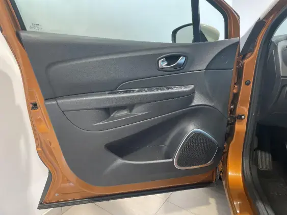 RENAULT CAPTUR - voiture d'occasion - Photo 18