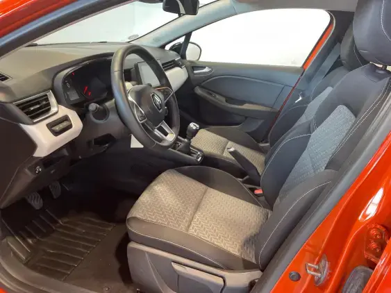 RENAULT CLIO V - voiture d'occasion - Photo 17