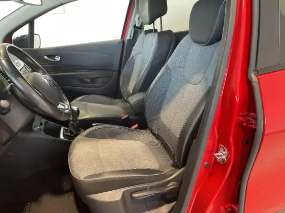 RENAULT CAPTUR - voiture d'occasion - Photo 17