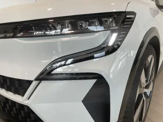 RENAULT MEGANE V - voiture d'occasion - Photo 20