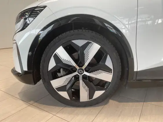 RENAULT MEGANE V - voiture d'occasion - Photo 21