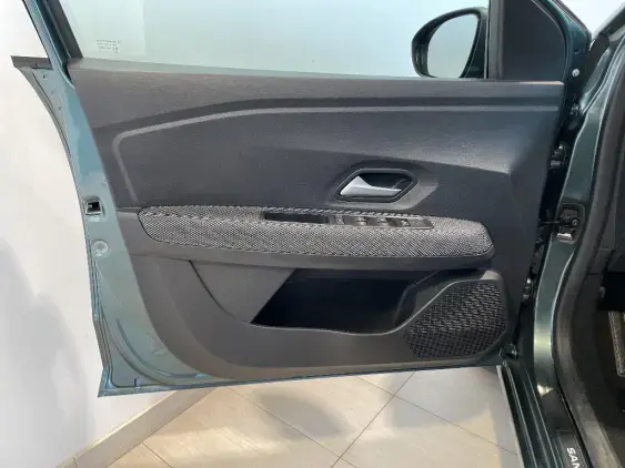 DACIA SANDERO III - voiture d'occasion - Photo 18