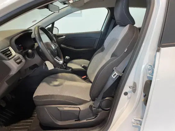 RENAULT CLIO V - voiture d'occasion - Photo 17