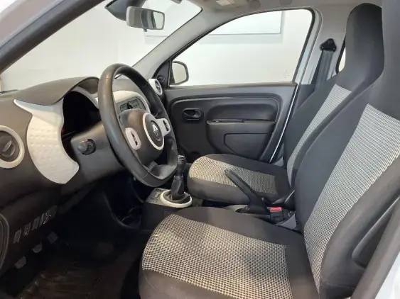 RENAULT TWINGO III - voiture d'occasion - Photo 16