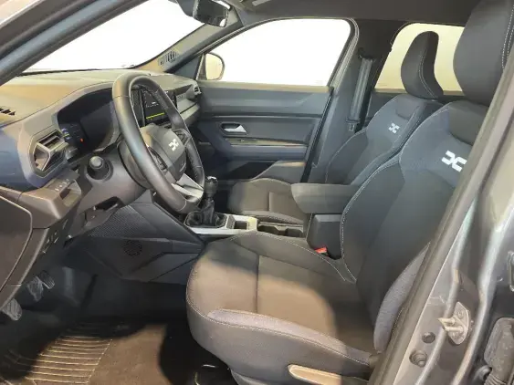 DACIA DUSTER III - voiture d'occasion - Photo 16