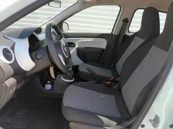 RENAULT TWINGO III - voiture d'occasion - Photo 14