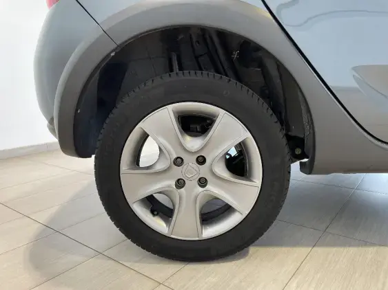 DACIA SANDERO II - voiture d'occasion - Photo 22