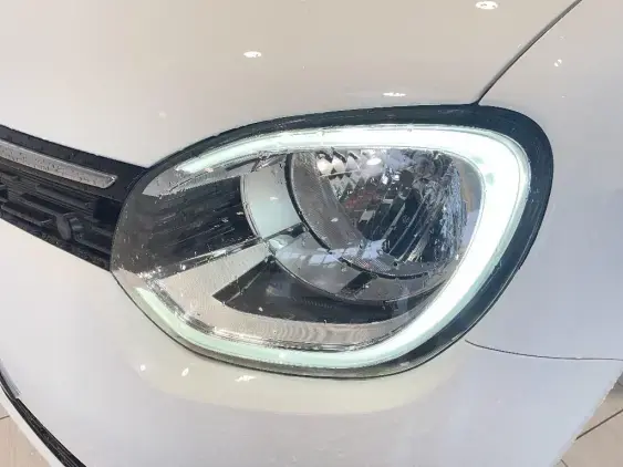 RENAULT TWINGO III - voiture d'occasion - Photo 17