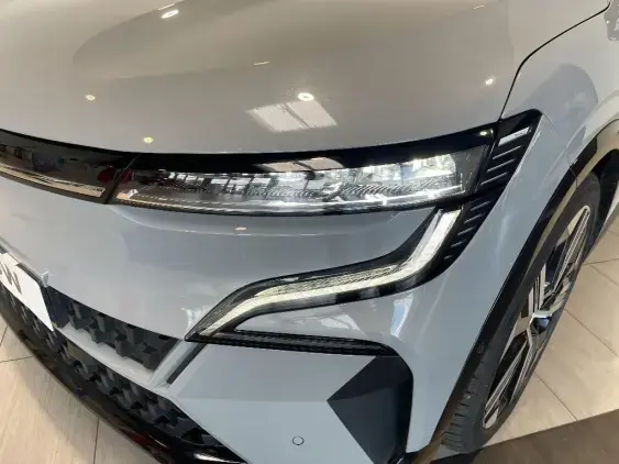 RENAULT MEGANE V - voiture d'occasion - Photo 19