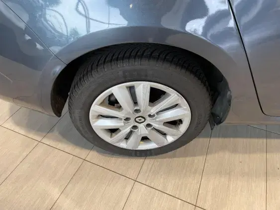 RENAULT MEGANE ESTATE IV - voiture d'occasion - Photo 20