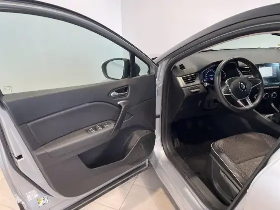 RENAULT CAPTUR II - voiture d'occasion - Photo 18