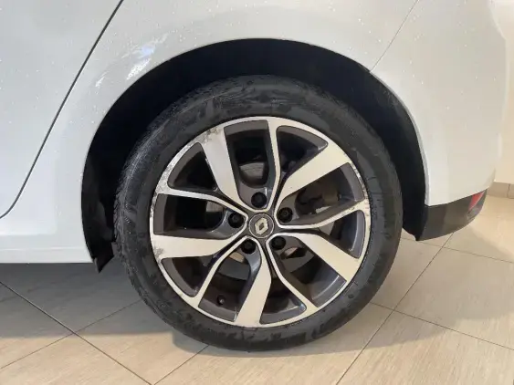 RENAULT MEGANE IV - voiture d'occasion - Photo 21