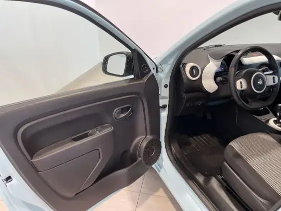 RENAULT TWINGO ELECTRIQUE III - voiture d'occasion - Photo 17
