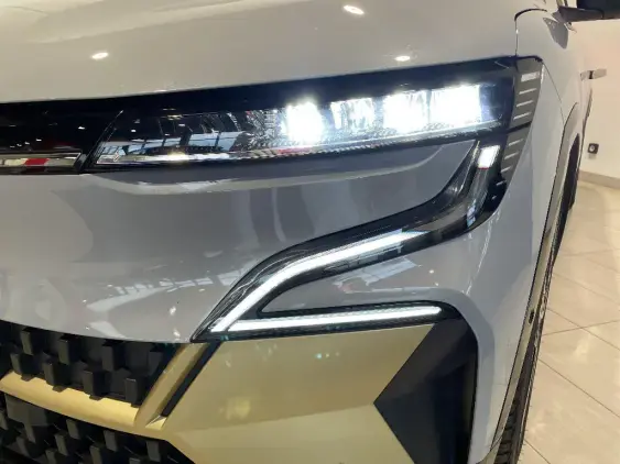 RENAULT MEGANE V - voiture d'occasion - Photo 19