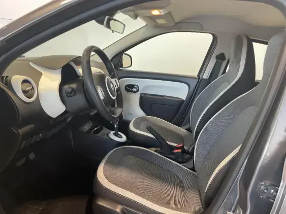 RENAULT TWINGO ELECTRIQUE III - voiture d'occasion - Photo 14