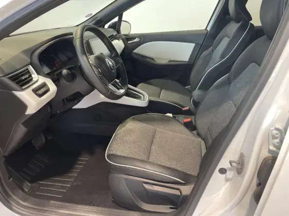 RENAULT CLIO V - voiture d'occasion - Photo 16