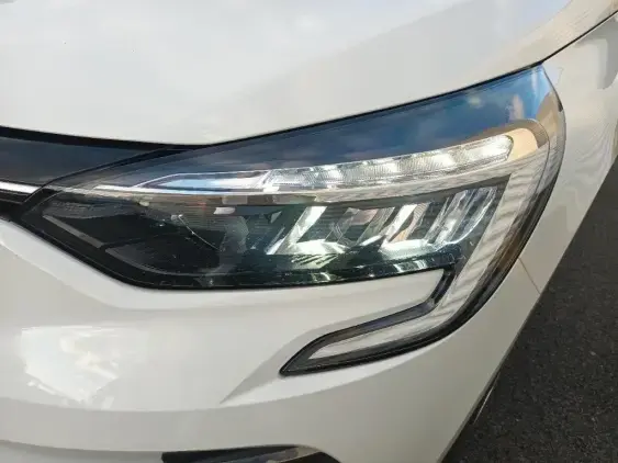 RENAULT CLIO V - voiture d'occasion - Photo 19