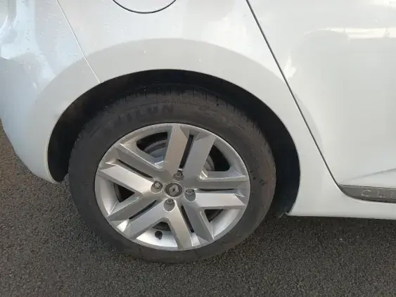 RENAULT CLIO V - voiture d'occasion - Photo 22