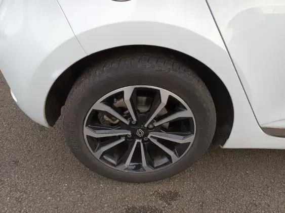 RENAULT CLIO V - voiture d'occasion - Photo 22