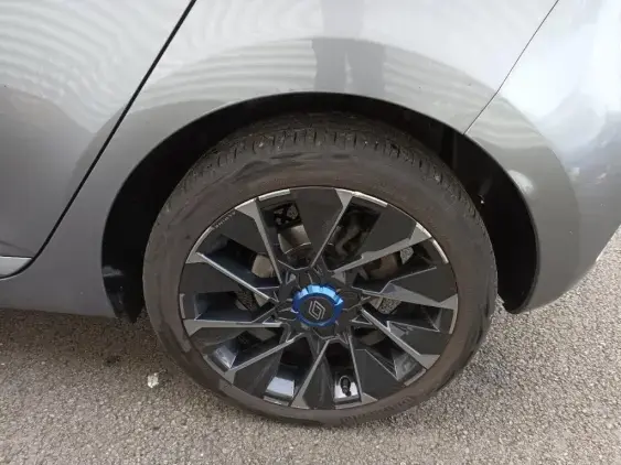 RENAULT CLIO V - voiture d'occasion - Photo 21