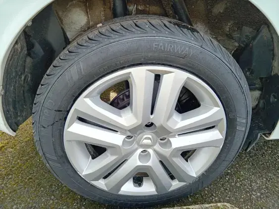 DACIA SANDERO III - voiture d'occasion - Photo 23