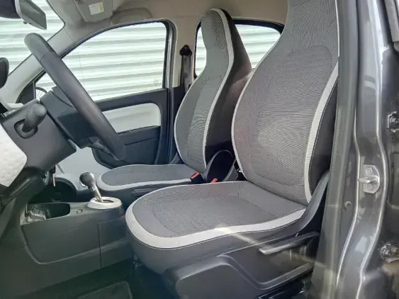 RENAULT TWINGO ELECTRIQUE III - voiture d'occasion - Photo 16