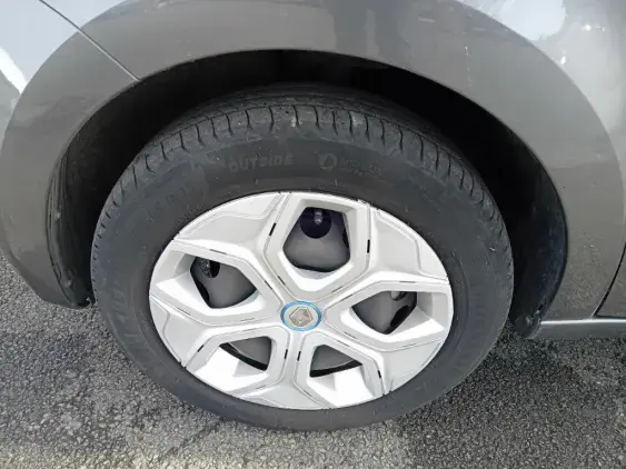 RENAULT TWINGO ELECTRIQUE III - voiture d'occasion - Photo 20