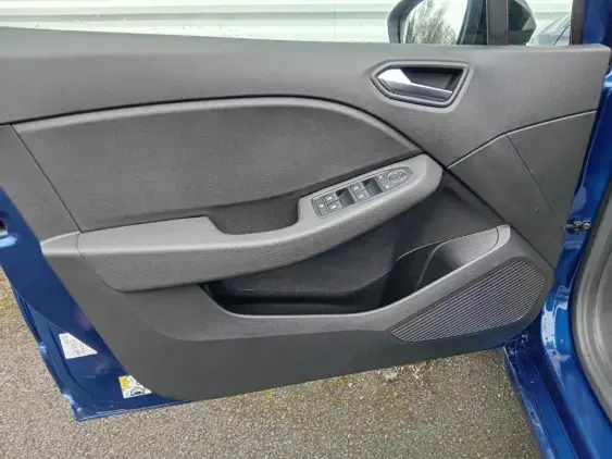 RENAULT CLIO V - voiture d'occasion - Photo 19