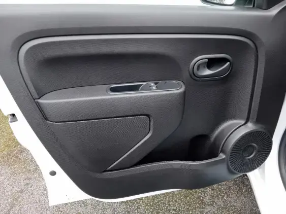 RENAULT TWINGO III - voiture d'occasion - Photo 16