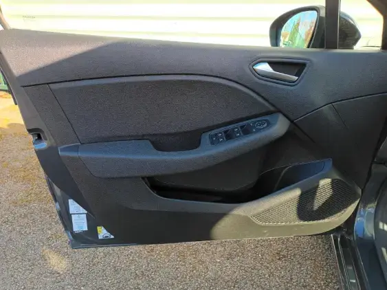 RENAULT CLIO V - voiture d'occasion - Photo 17