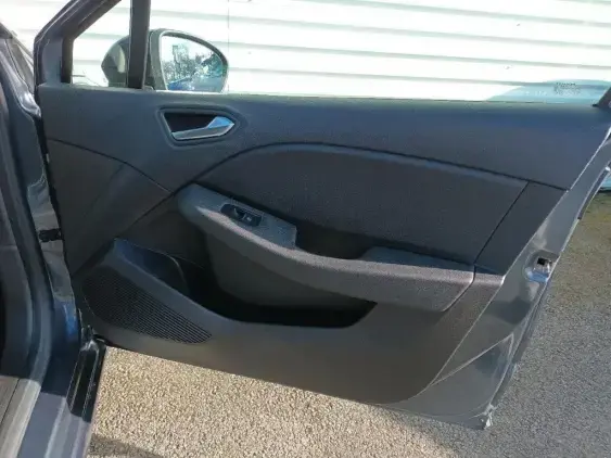 RENAULT CLIO V - voiture d'occasion - Photo 18