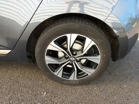 RENAULT CLIO V - voiture d'occasion - Photo 21