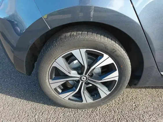 RENAULT CLIO V - voiture d'occasion - Photo 22