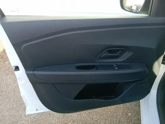 DACIA SANDERO III - voiture d'occasion - Photo 17