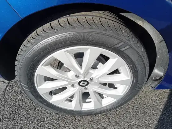 RENAULT CLIO V - voiture d'occasion - Photo 23