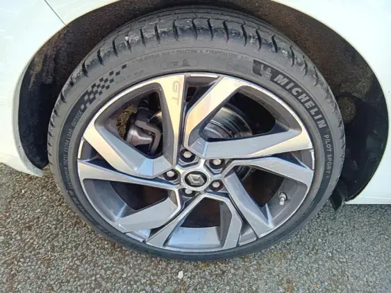 RENAULT MEGANE IV - voiture d'occasion - Photo 22