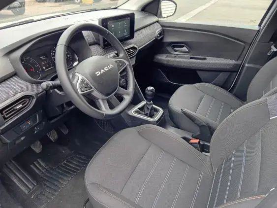 DACIA SANDERO III - voiture d'occasion - Photo 18