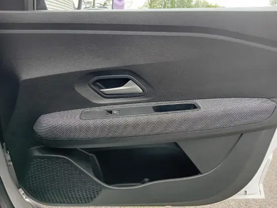 DACIA SANDERO III - voiture d'occasion - Photo 20