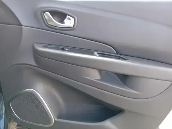 RENAULT CAPTUR - voiture d'occasion - Photo 20