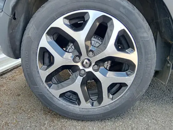 RENAULT CAPTUR - voiture d'occasion - Photo 24