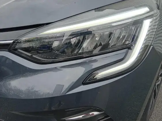 RENAULT CLIO V - voiture d'occasion - Photo 22