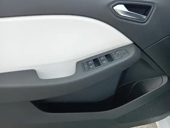 RENAULT CLIO V - voiture d'occasion - Photo 19